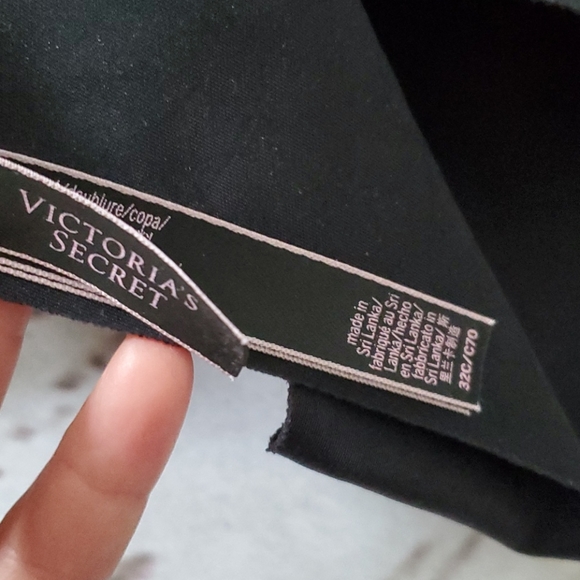 Victoria's secret - Picture 4 of 4